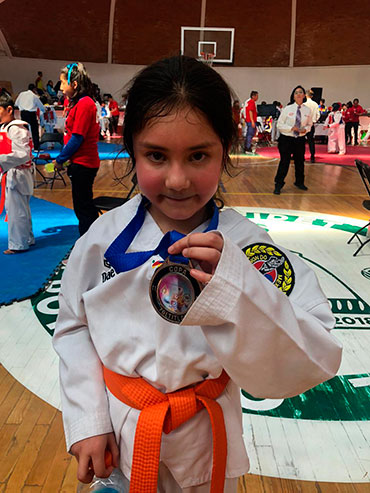 alumna ganadora berta von glumer
